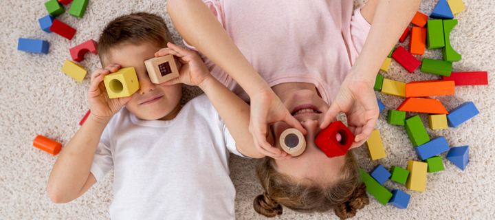 Brinquedos de encaixe educativos: como escolher para meus filhos?
