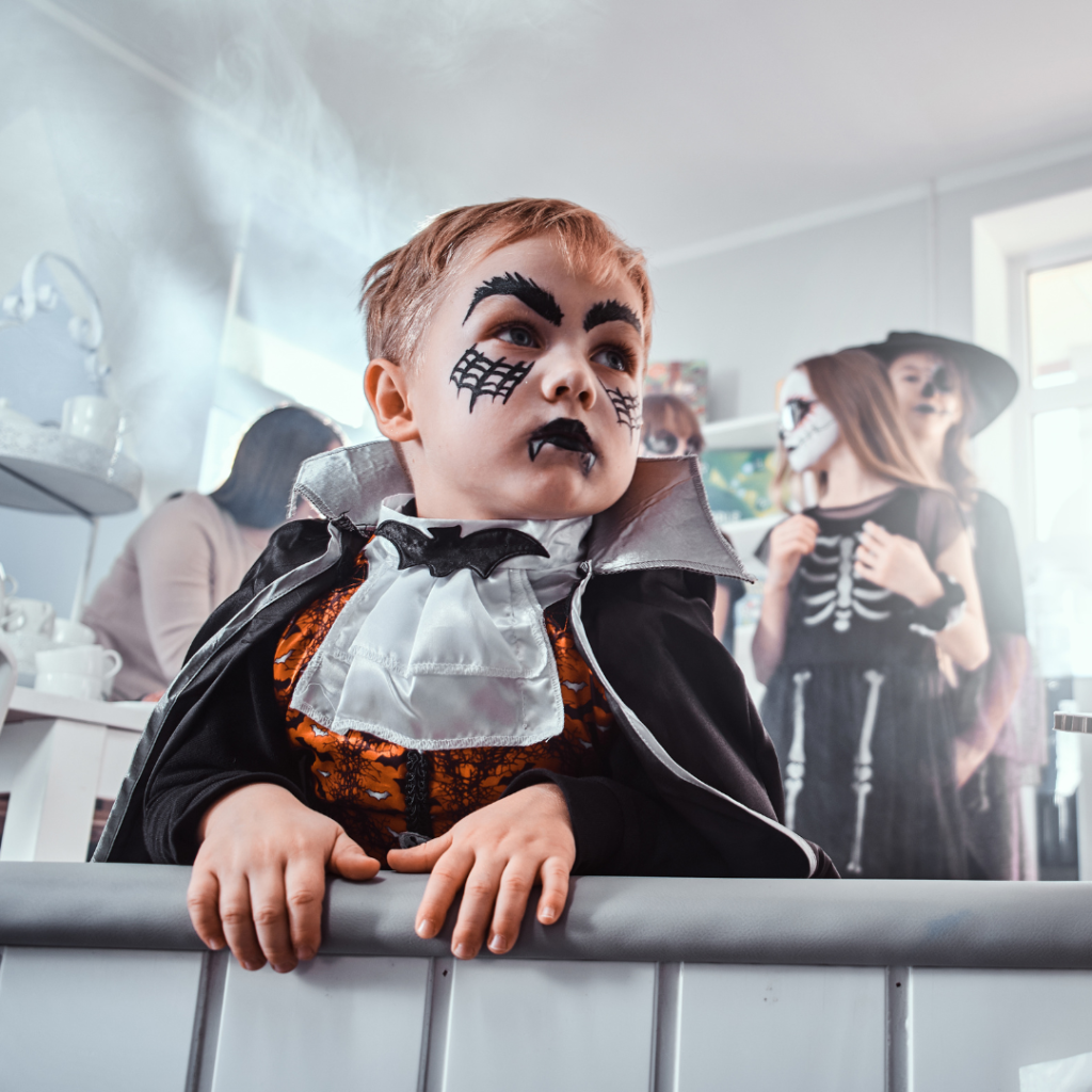 Aprenda a fazer maquiagem de Halloween para crianças 