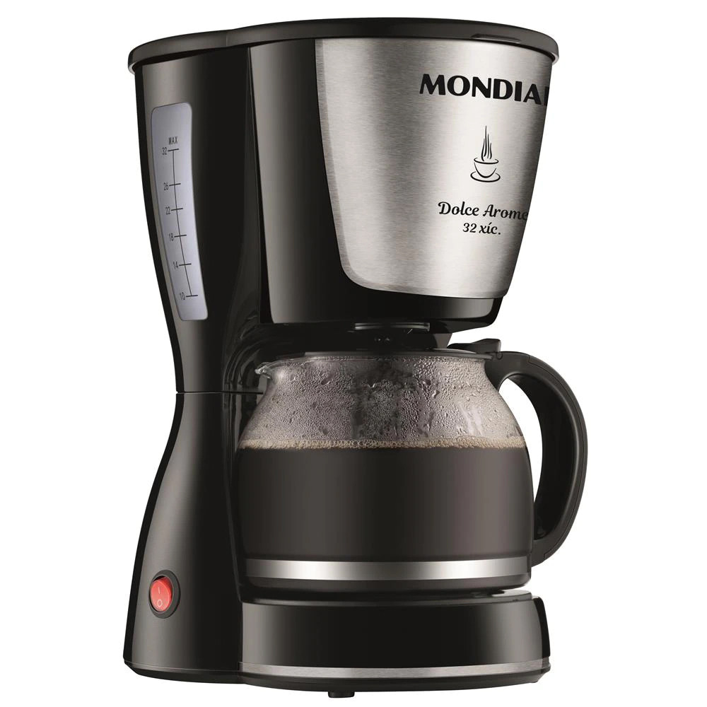 Cafeteira Elétrica Mondial Dolce Aroma 32 Xícaras Preta com Inox Cafeteira elétrica Mondial Dolce Aroma na cor preta com jarra de vidro e acabamento inox, cheia de café.